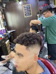 -Barber潮先生男士理发店