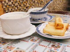 -广信牛奶甜品世家(台东店)
