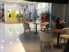 -瑞幸咖啡(国贸商场店)