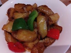 地三鲜-上关雪東北菜(中房金谊店)
