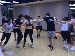 -零距离健身游泳(雁塔店)