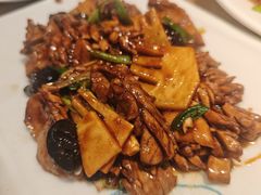 爆炒腰花-春水锅贴·传统鲁菜(大明湖店)