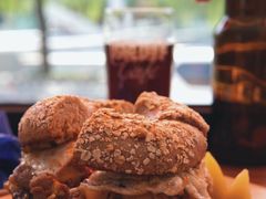 -Catch Bagel(芳草地店)