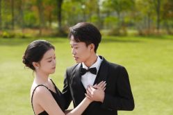 -巴黎春天婚纱摄影(临安店)