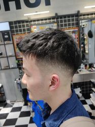 -Devilhands Barbershop男士理容店