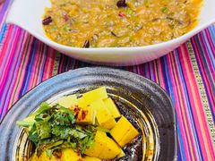 -香巴拉云南餐厅(华莱坞店)