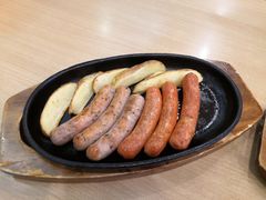 特色烤肠拼盘-萨莉亚意式餐厅(苏州食百家店)