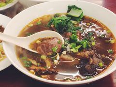 -尊品原汁牛肉面