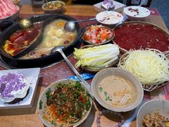 -赵美丽·重庆社区火锅·直营店(火车东站·中豪国际店)