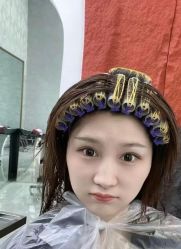 -艺格造型染发烫发