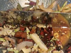 -小鱼小牛·鱼牛干锅·脆鱼火锅(世欧广场店)