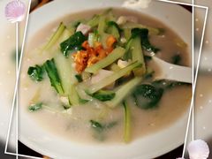 荔浦芋头焖小白菜-桂小厨广西菜(印象城店)