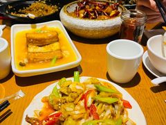 -隔壁老王·家常云南菜(花巷店)