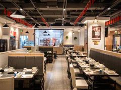 大堂-名门潮牛·鲜牛肉海鲜火锅.烧烤自助餐厅(诚丰广场店)