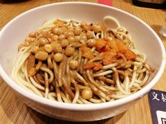 武汉热干面-文叔·湖北名小吃·小龙虾(华强北店)