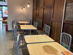 -汉堡王(颐和汇邻湾广场店)