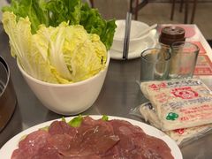 -胡须佬鸡煲四季火锅店(石厦西村直营店)