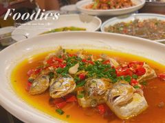 剁椒臭豆腐蒸小黄鱼-老头儿油爆虾·知味杭州(爱琴海购物中心)
