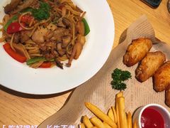 -菲滋意式餐厅(临平万达店)