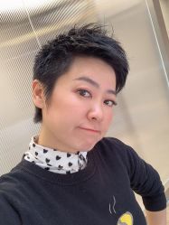 -变画·发型STUDIO