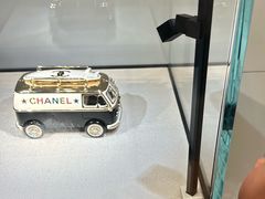 -CHANEL(恒隆广场店)