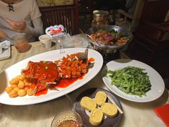 -吴越荣记苏州菜·松鼠桂鱼 100% 活鱼现做(月光码头店)