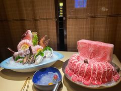 -余欢领鲜火锅(新街口店)