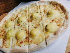 芝士榴莲披萨-LYFATTI 莱芙缇(赣水路店)