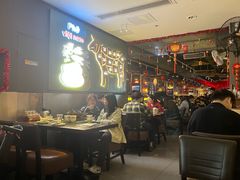 -大头虾越式风味餐厅(光明广场店)