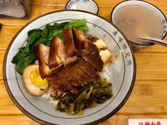 狮头鹅肉拼猪手饭-狮头牌卤味研究所·卤味饭(花城汇南区店)