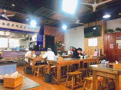 大堂-陇上全荟兰州传统牛肉面(延吉路店)