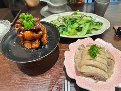 -古都历食南京菜·烤鸭·鸭血粉丝·汤包(南京博物院店)