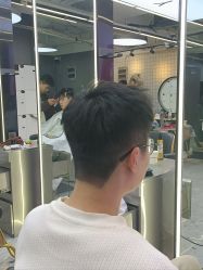 -藤野造型烫发染发