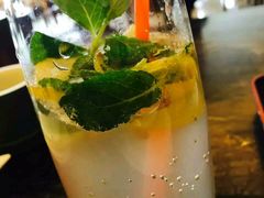 -东方红海鲜百汇(国际大厦店)