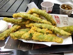 -The Habit Burger Grill 哈比特汉堡(复兴soho店)