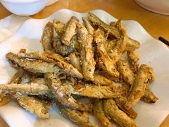 炸小鱼-老谢土菜馆