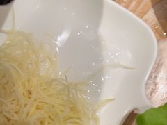 -三人行骨头王火锅(长寿店)
