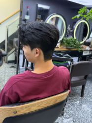 -藤野造型专业烫染接发