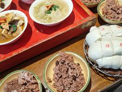-蓝田九大碗民俗食府(蓝田店)