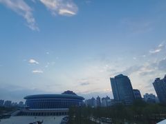 -上海体育场(地铁站)