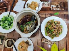 -鑫鸿达·海鲜闽菜热炒小馆(中山路店)