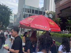 -詹爷爷乌节路街头冰淇淋