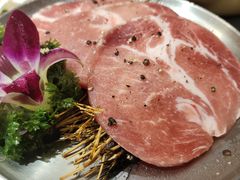 -围炉肉舍•炭烤活鳗•丹东海鲜烤肉(步行街店)