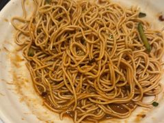 -肥肥虾庄·金牌油焖大虾(汉口城市广场店)