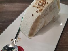 恋爱中的古丽-那时新疆·车师(大宁音乐广场店)