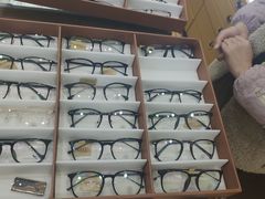 -广州宝岛眼镜武汉和光眼镜市场西区店