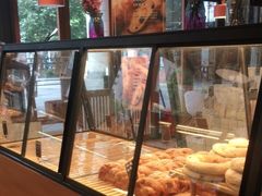 -Dough&Joe团憩(瑞虹天地月亮湾店)