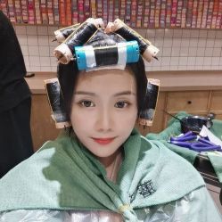 -蘑菇发型