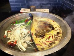 -宽板凳老灶火锅(南礼士路店)