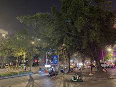 -南宁世纪君悦大酒店(青秀万达滨湖路地铁站店)